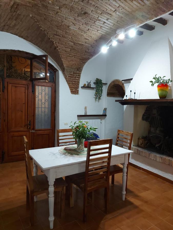 Casavacanze Vicolo Mentana Foligno Exterior photo